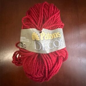 Red yarn (Left over) - Rich new rose
